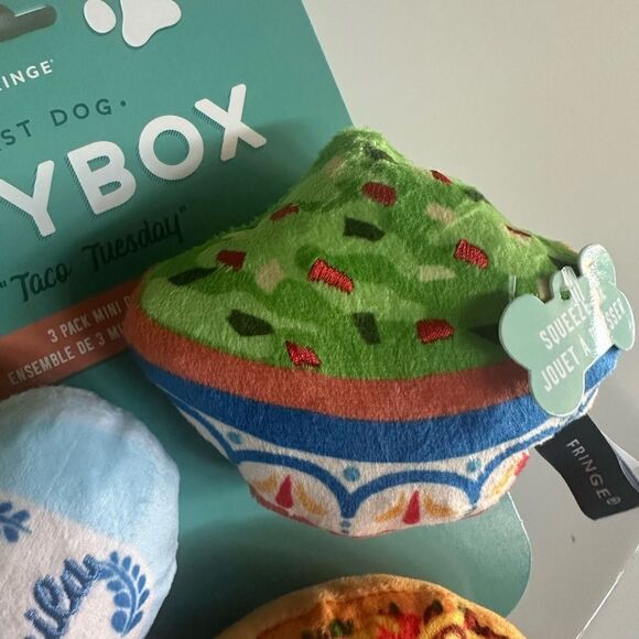 TOYBOX Tequila Guacamole Dip & Taco Plush Squeaky Small Dog Toys - Picture 3 of 6